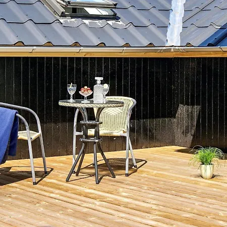 Seaside Retreat - By Traum *