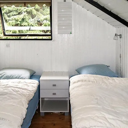 Seaside Retreat - By Traum * Халс